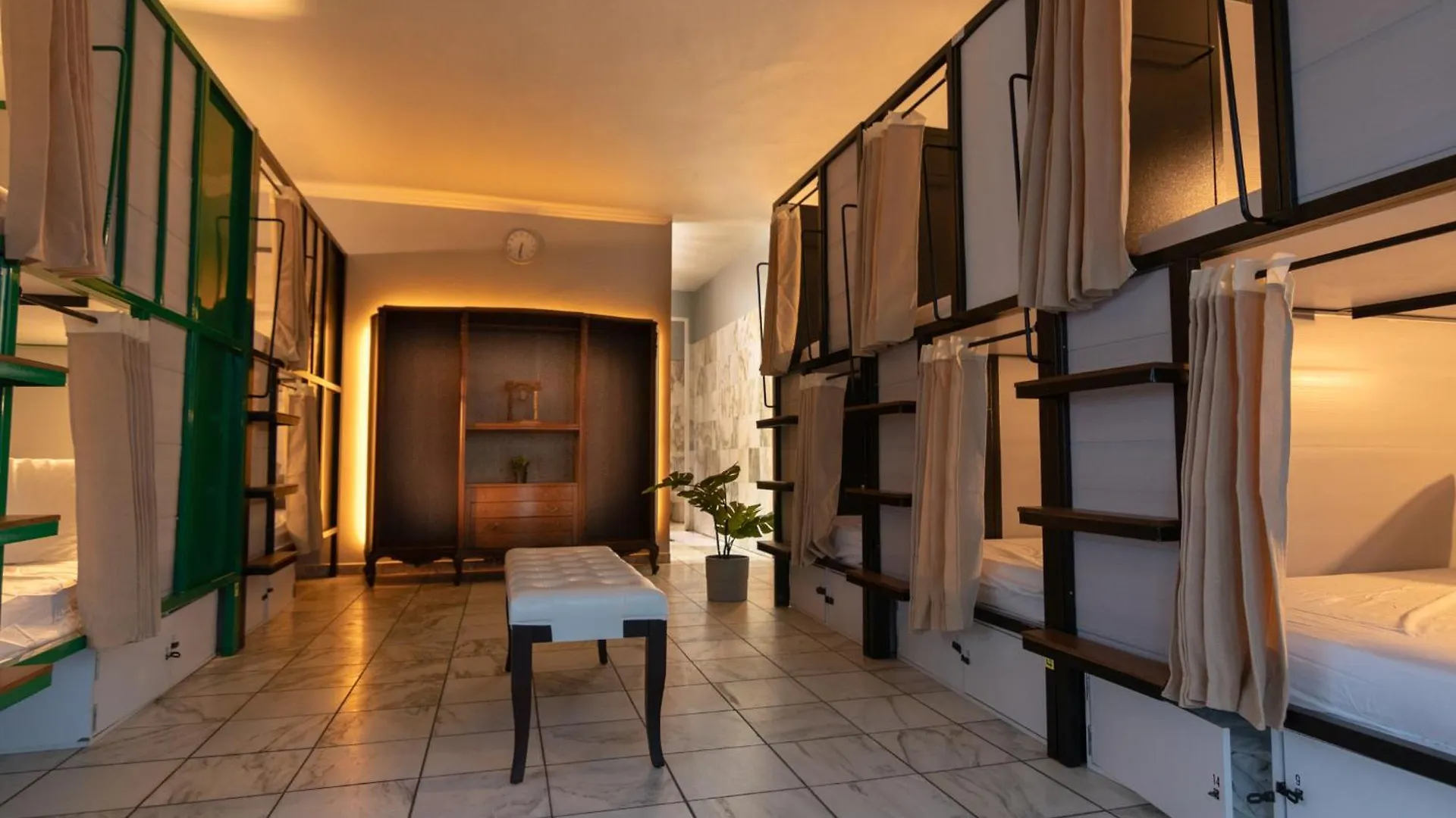 Bposhtels San Juan Hostel